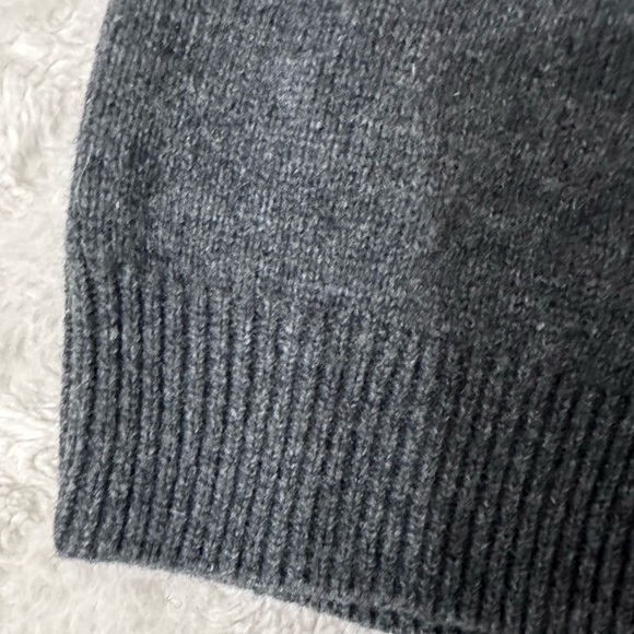 Frederik Anderson Copenhagen Gorgeous Gray Sweater Size L Washed never worn-EUC! - Picture 12 of 13